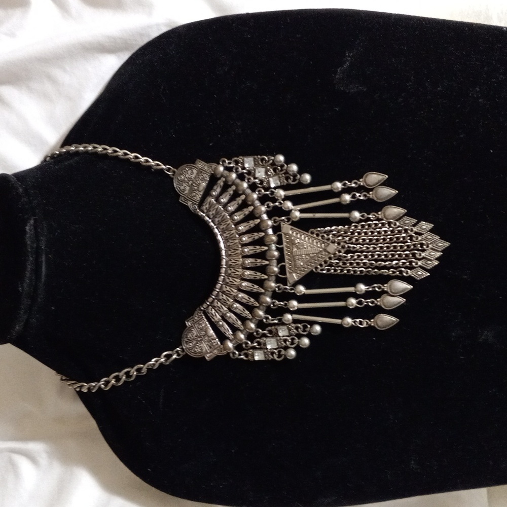 Etc! Necklace Silver Tone Jewelry